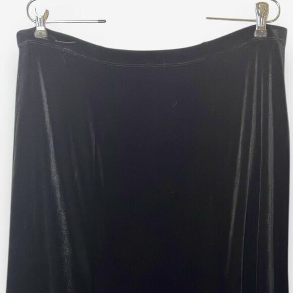 Vintage Black Velvet Midi Skirt XL Pull On Stretch Neutral Minimalist - Picture 10 of 11